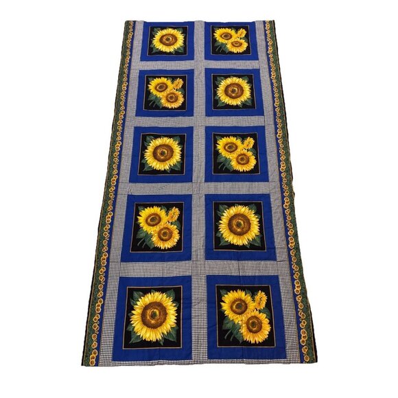 Sunflower Quilt Blanket Handmade Reversible With Pocket Patchwork 85.5”x 42" - Picture 2 of 10